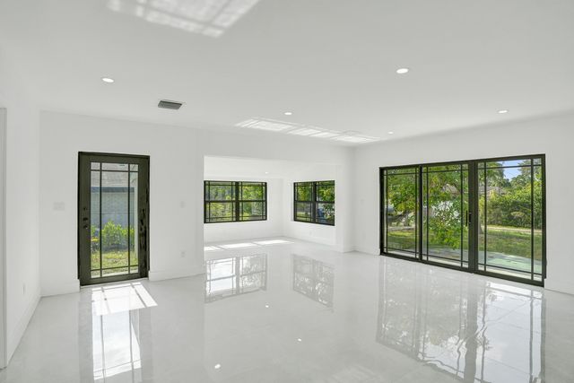 3234 Taft Street, Hollywood, FL 33021