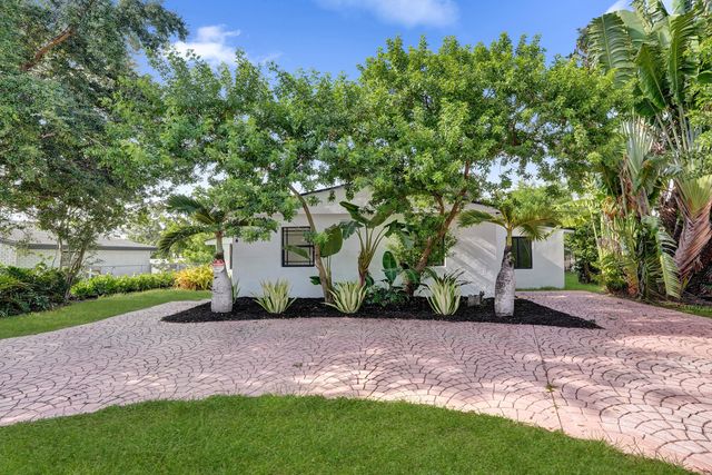 3234 Taft Street, Hollywood, FL 33021