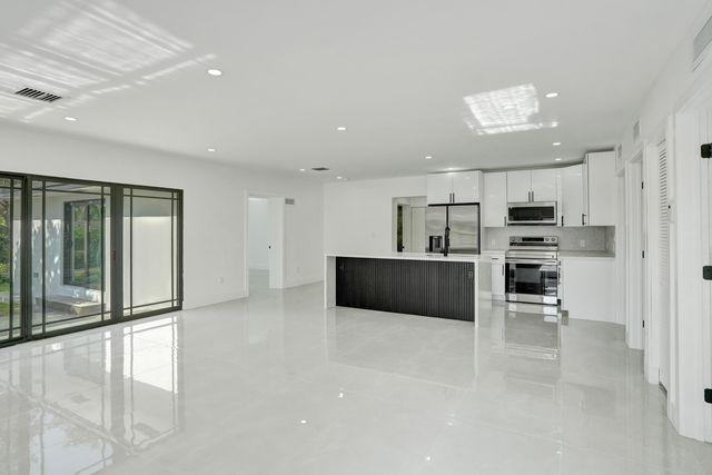 3234 Taft Street, Hollywood, FL 33021