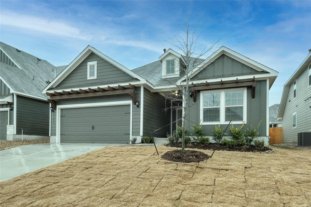 2701 Danbury LN, Leander, TX 78641