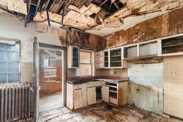 4920 W Cortez Street, Chicago, IL 60651