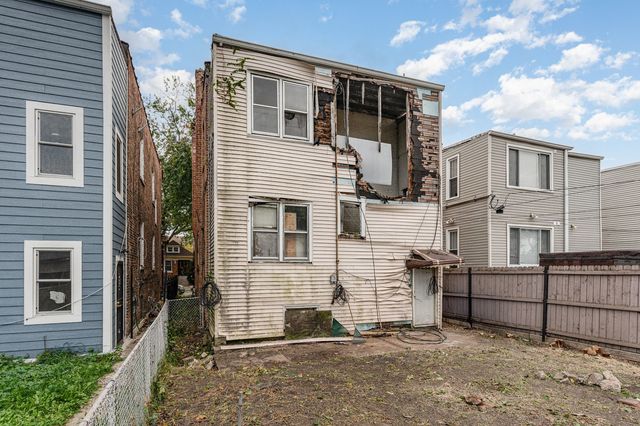 4920 W Cortez Street, Chicago, IL 60651