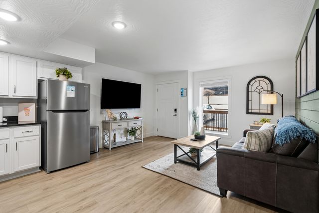 403 Veterans Boulevard F-13, Branson, MO 65616