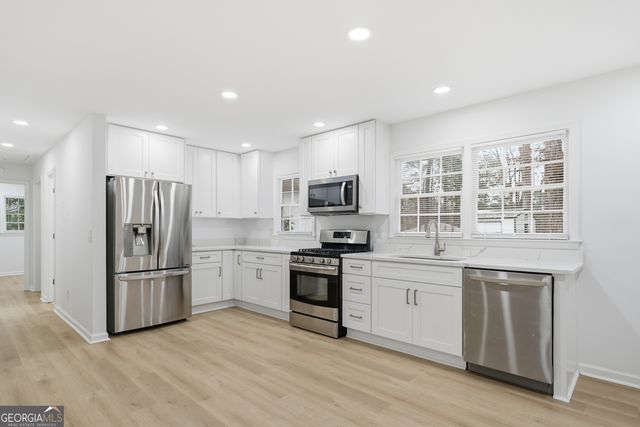 2095 Mulkey Road SW, Marietta, GA 30008