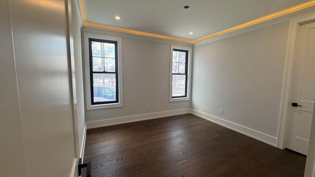 5615 Old Orchard Trail, Orchard Lake, MI 48324