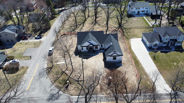 5615 Old Orchard Trail, Orchard Lake, MI 48324