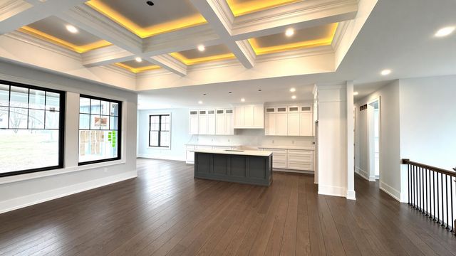 5615 Old Orchard Trail, Orchard Lake, MI 48324
