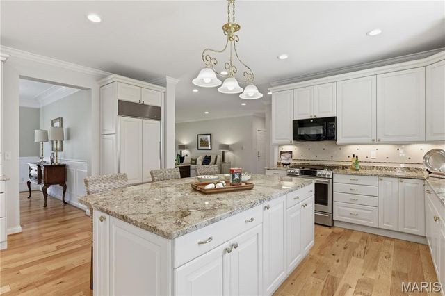 4037 S Lindbergh Boulevard, Sunset Hills, MO 63127