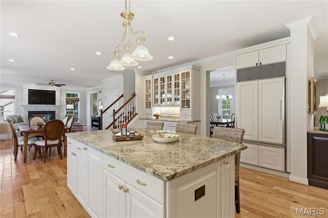 4037 S Lindbergh Boulevard, Sunset Hills, MO 63127