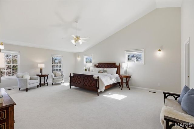 4037 S Lindbergh Boulevard, Sunset Hills, MO 63127