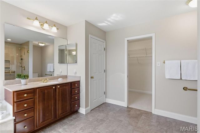 4037 S Lindbergh Boulevard, Sunset Hills, MO 63127