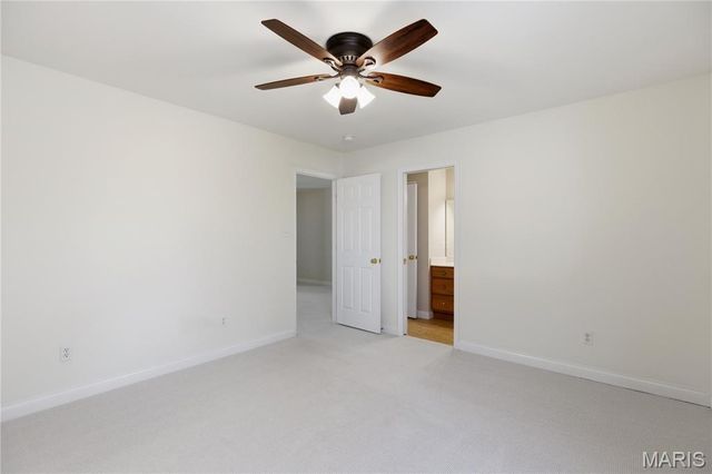 4037 S Lindbergh Boulevard, Sunset Hills, MO 63127