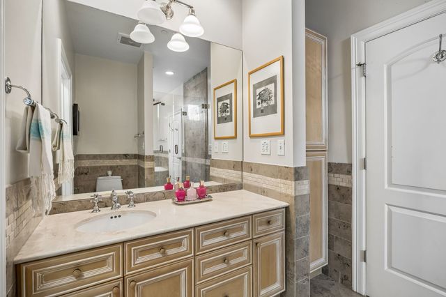 2828 Hood Street 707, Dallas, TX 75219