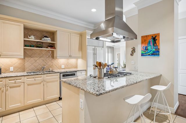 2828 Hood Street 707, Dallas, TX 75219