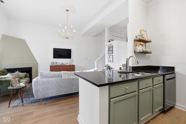 1304 N Alabama Street UNIT D, Indianapolis, IN 46202