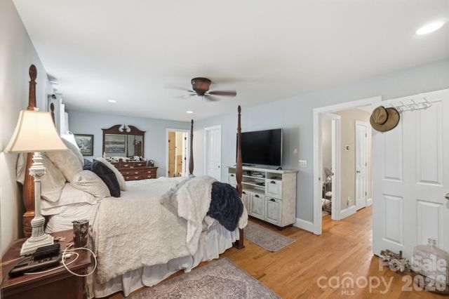 141 Oak Leaf Lane, Wingate, NC 28174