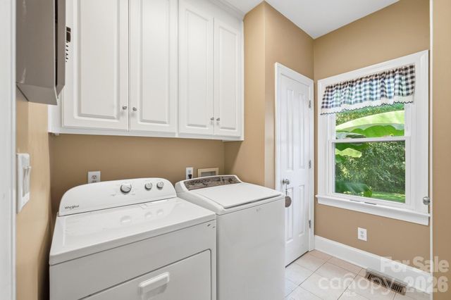 141 Oak Leaf Lane, Wingate, NC 28174