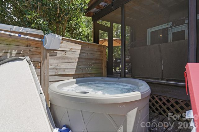 141 Oak Leaf Lane, Wingate, NC 28174