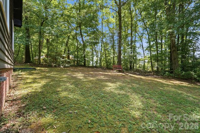141 Oak Leaf Lane, Wingate, NC 28174