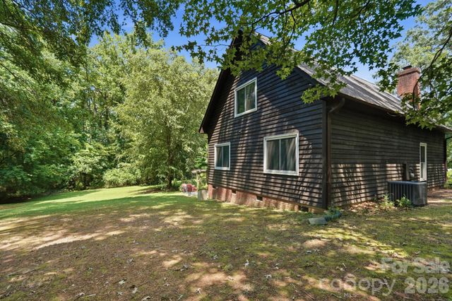 141 Oak Leaf Lane, Wingate, NC 28174
