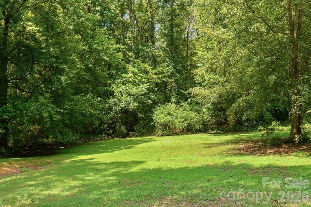 141 Oak Leaf Lane, Wingate, NC 28174