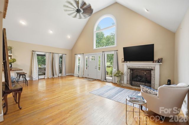 141 Oak Leaf Lane, Wingate, NC 28174