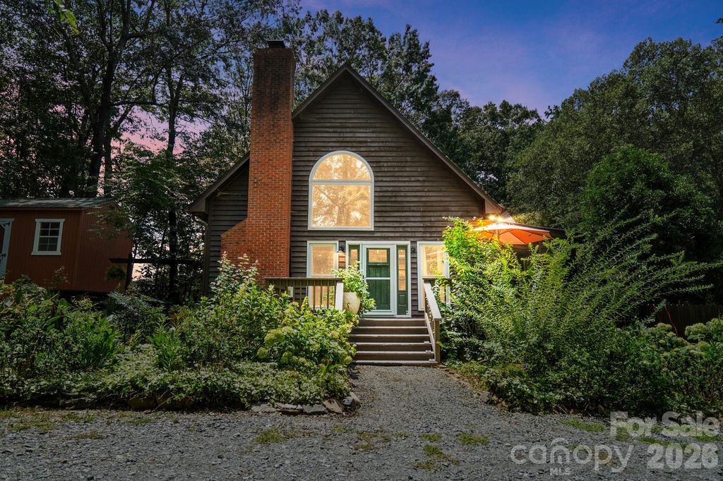 141 Oak Leaf Lane, Wingate, NC 28174