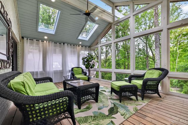 10552 Tanagerhills Drive, Symmes Twp, OH 45249