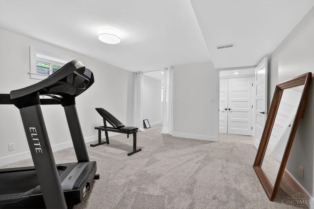 10552 Tanagerhills Drive, Symmes Twp, OH 45249