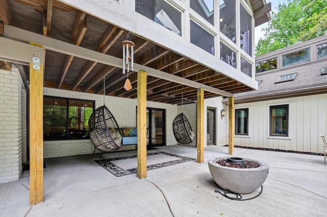 10552 Tanagerhills Drive, Symmes Twp, OH 45249