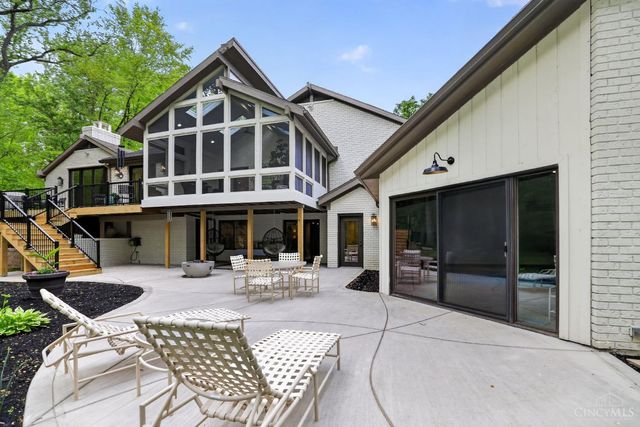 10552 Tanagerhills Drive, Symmes Twp, OH 45249