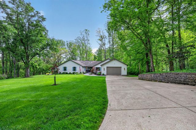 10552 Tanagerhills Drive, Symmes Twp, OH 45249