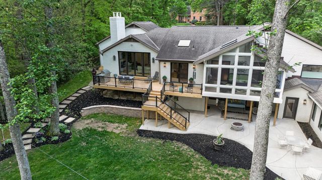 10552 Tanagerhills Drive, Symmes Twp, OH 45249