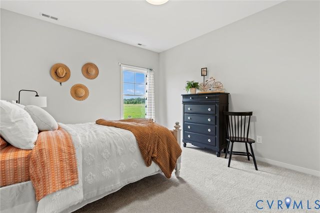 10452 Meyers Park Dr, Ashland, VA 23005