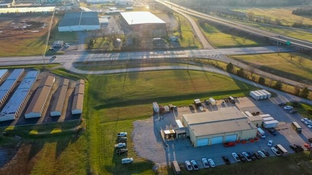 112 Faultless Dr, Hopkinsville, KY 42240