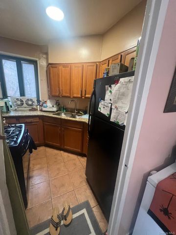 1450 Parkchester Road 3H, Bronx, NY 10462