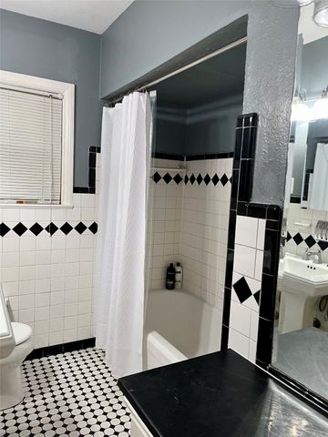 4128 Emerson Avenue, University Park, TX 75205