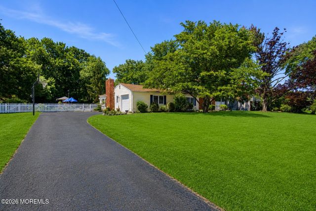 40 Millbrook Drive, New Monmouth, NJ 07748