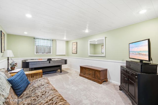 40 Millbrook Drive, New Monmouth, NJ 07748