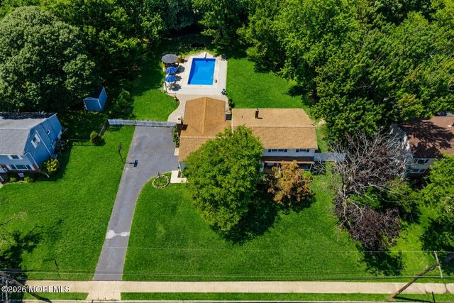 40 Millbrook Drive, New Monmouth, NJ 07748