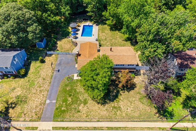 40 Millbrook Drive, New Monmouth, NJ 07748