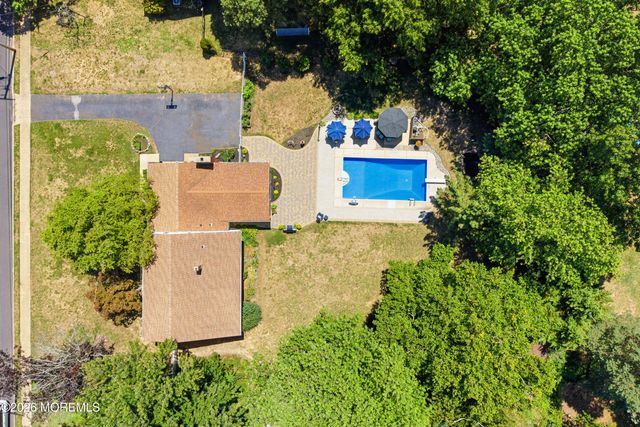 40 Millbrook Drive, New Monmouth, NJ 07748
