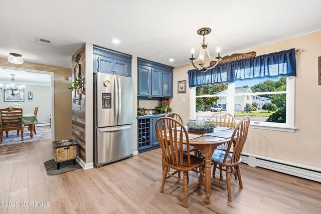 40 Millbrook Drive, New Monmouth, NJ 07748