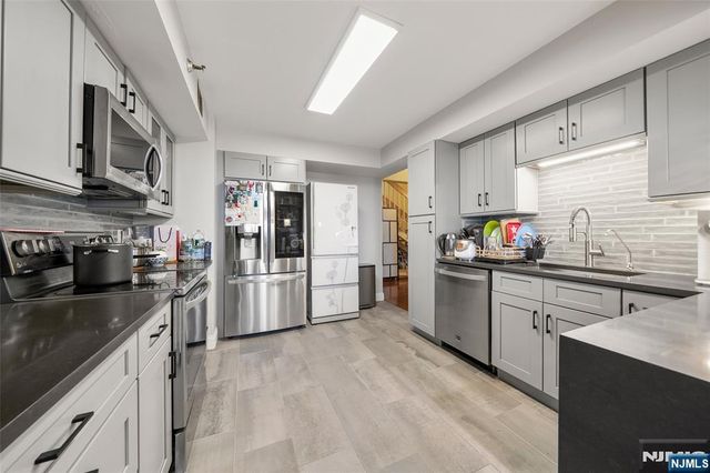 1265 15th 11L, Fort Lee, NJ 07024