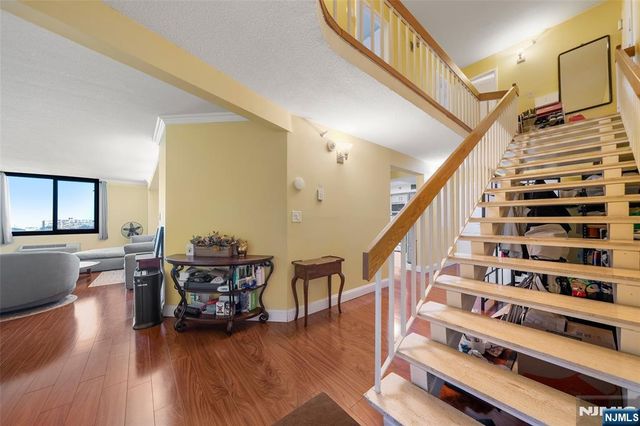 1265 15th 11L, Fort Lee, NJ 07024