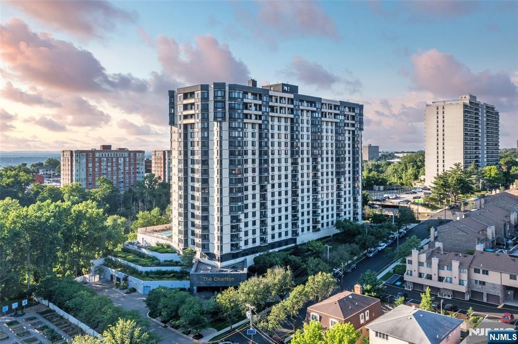 1265 15th 11L, Fort Lee, NJ 07024