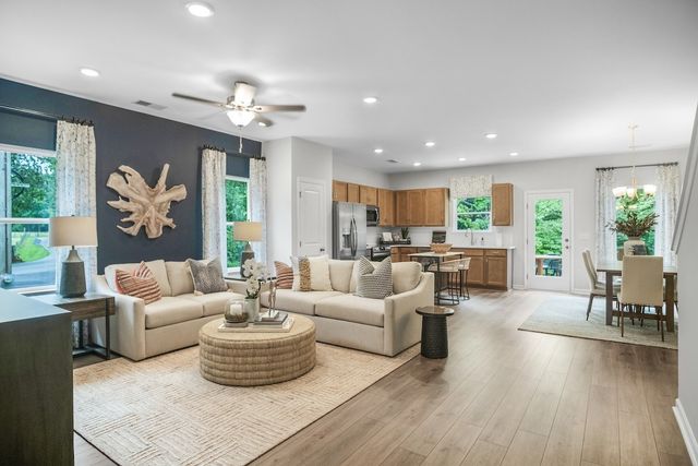 122 Ironhorse Way, Dickson, TN 37055