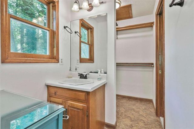 183 Indian Bend Drive, Lagrange, GA 30240