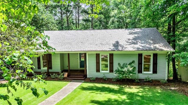 183 Indian Bend Drive, Lagrange, GA 30240