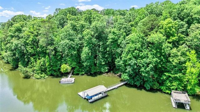 183 Indian Bend Drive, Lagrange, GA 30240
